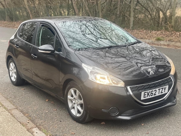 Used Peugeot 208 2012 for sale - 75056858: Photo 1