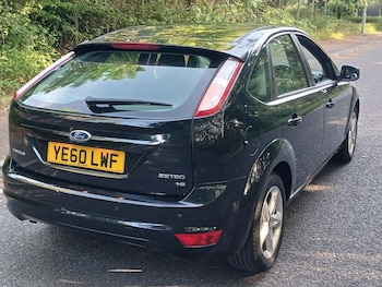 Used Ford Focus 2010 for sale - 75373646: Photo