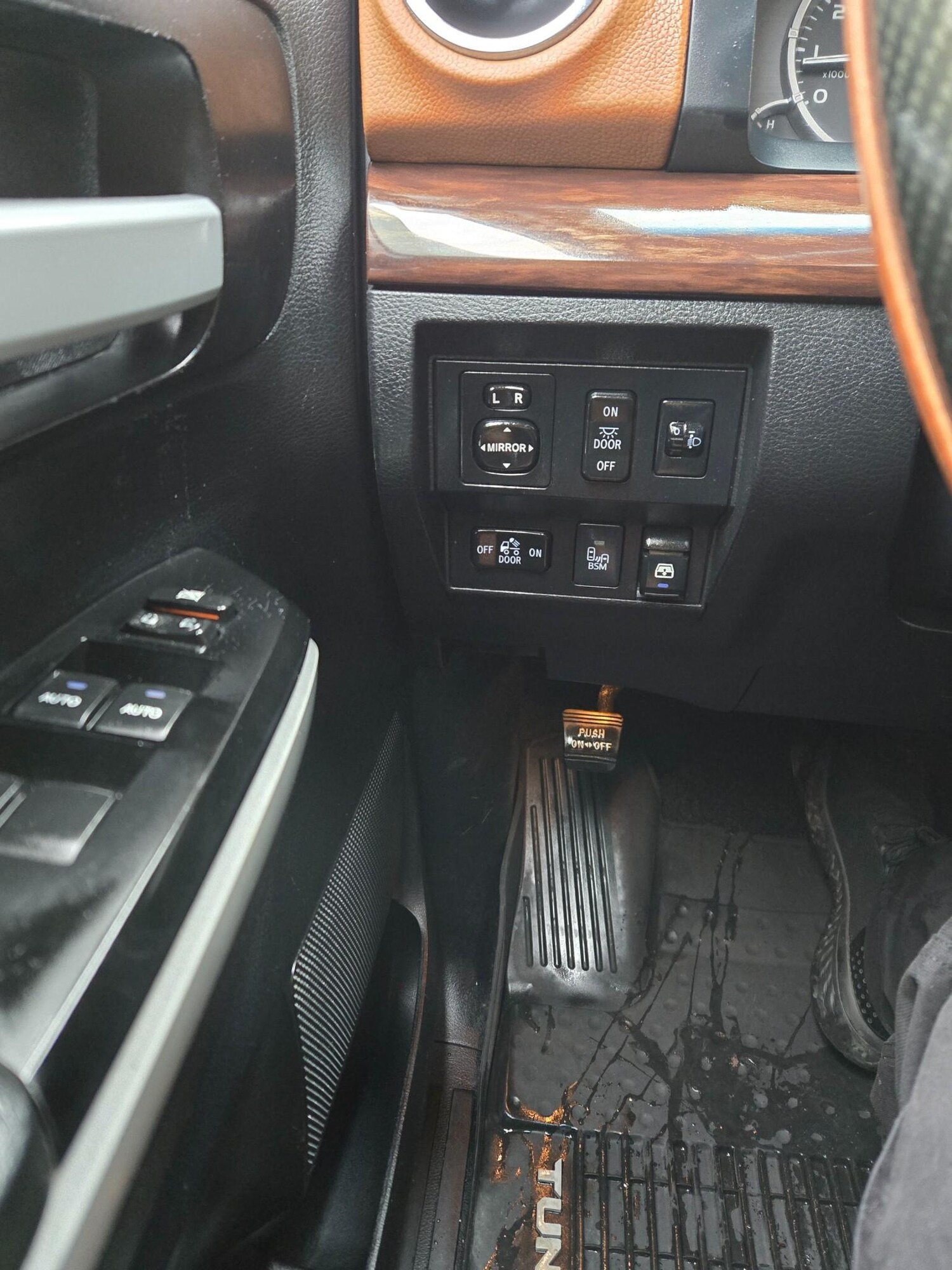 Used Toyota Tundra for sale - 77791677: Photo 31