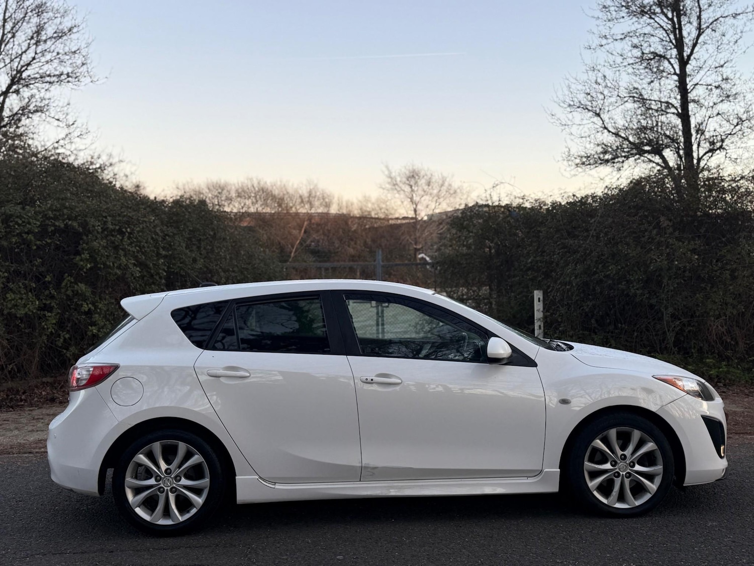 Used Mazda Mazda3 2010 for sale - 77159153: Photo 2