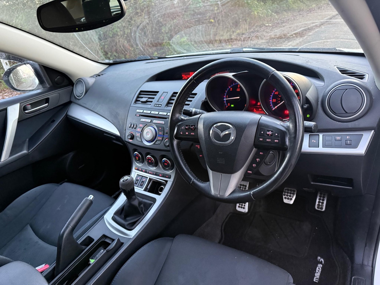 Used Mazda Mazda3 2010 for sale - 77159153: Photo 8