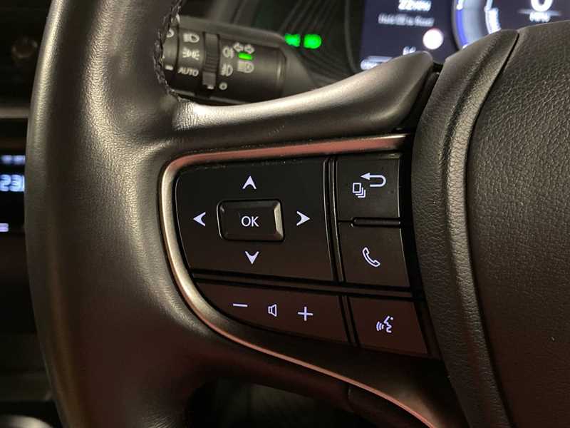 Used Lexus UX 2022 for sale - 77648386: Photo 16