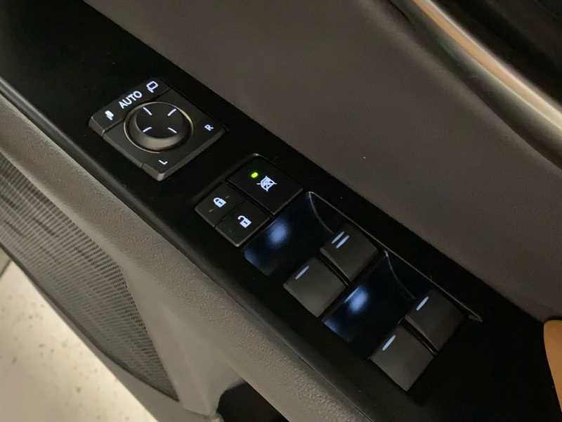 Used Lexus UX 2022 for sale - 77648386: Photo 18