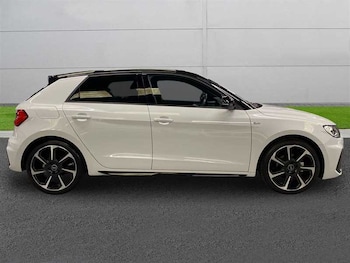Used Audi A1 2023 for sale - 79151127: Photo