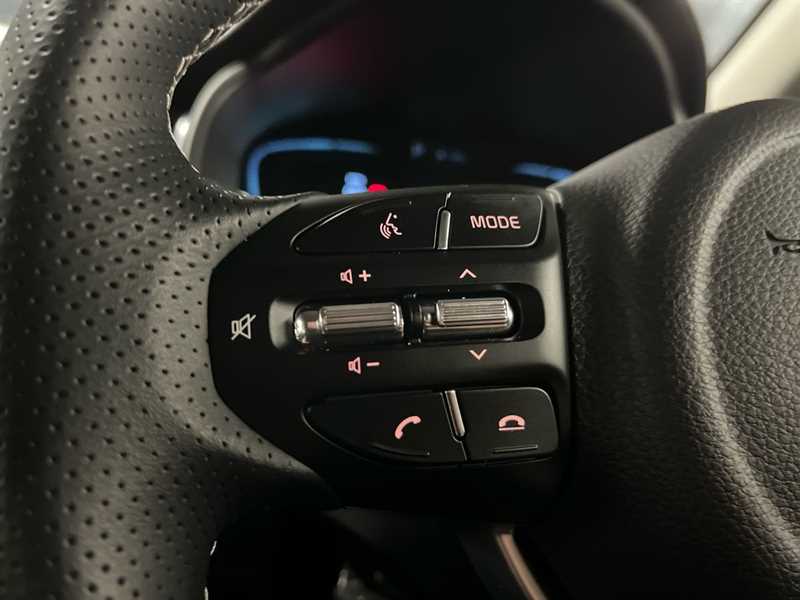 Used Kia Stonic 2025 for sale - 77010686: Photo 15