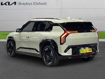 Used Kia EV3 2025 for sale - 77885628: Photo