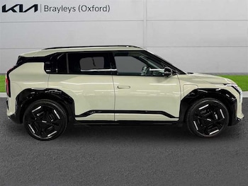 Used Kia EV3 2025 for sale - 77885628: Photo