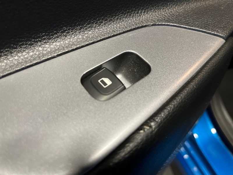 Used Kia Rio 2023 for sale - 76717699: Photo 21