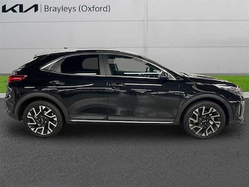 Used Kia XCeed 2025 for sale - 76262001: Photo 3