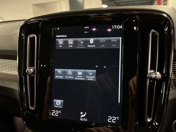 Used Volvo XC40 2021 for sale - 76261907: Photo 11