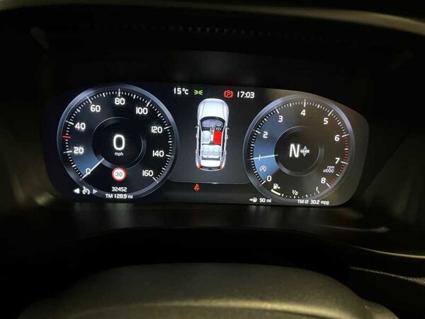 Used Volvo XC40 2021 for sale - 76261907: Photo 14