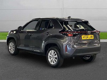 Used Toyota Yaris Cross 2024 for sale - 77855972: Photo