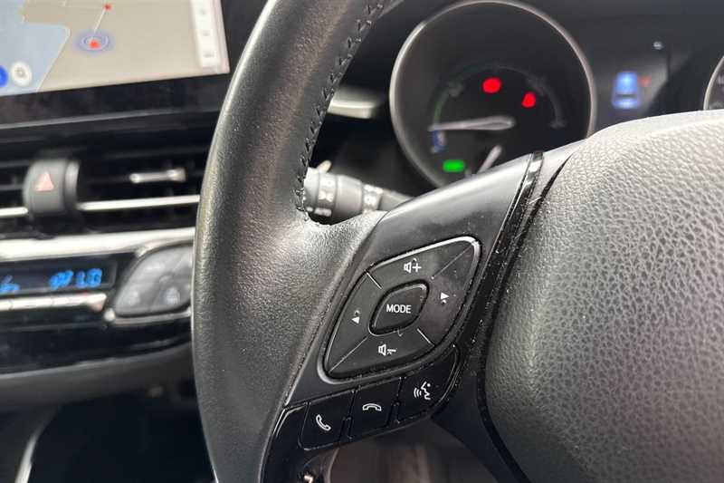 Used Toyota C-HR 2022 for sale - 77158197: Photo 17