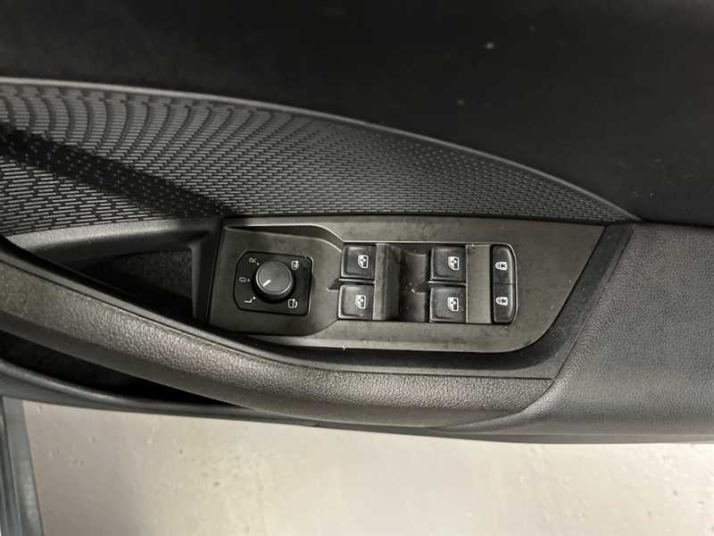 Used Skoda Octavia 2021 for sale - 76074699: Photo 18