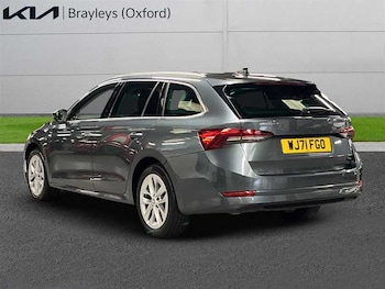 Used Skoda Octavia 2021 for sale - 76074699: Photo