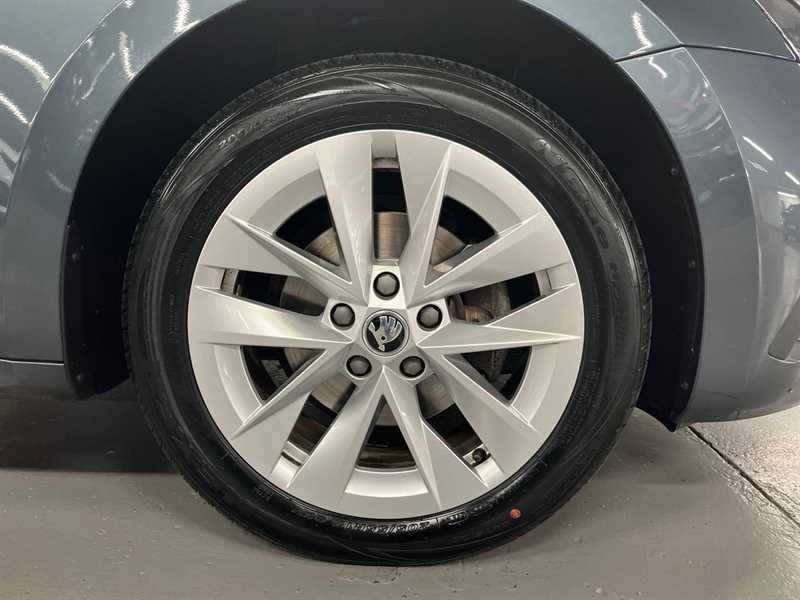 Used Skoda Octavia 2021 for sale - 76074699: Photo 6
