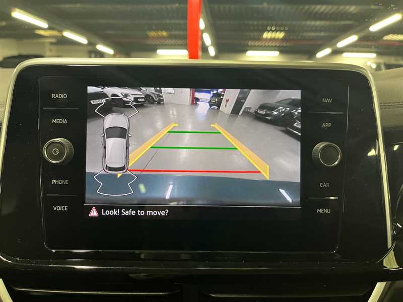 Used Volkswagen T-Roc 2022 for sale - 78103389: Photo 11