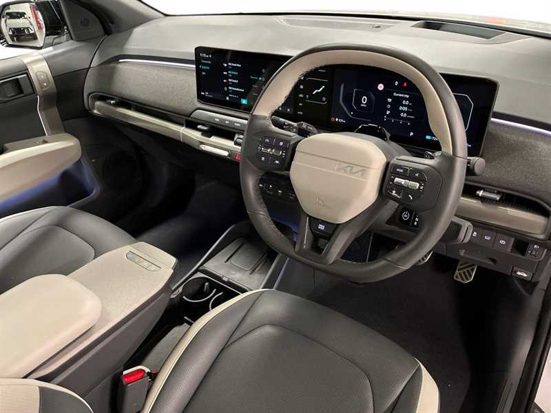 Used Kia EV3 2025 for sale - 76034162: Photo 8