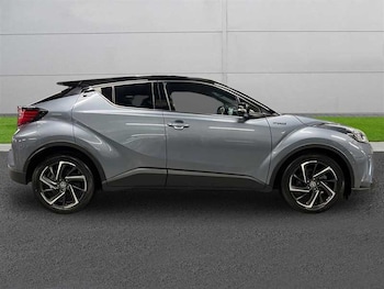 Used Toyota C-HR 2021 for sale - 78575998: Photo