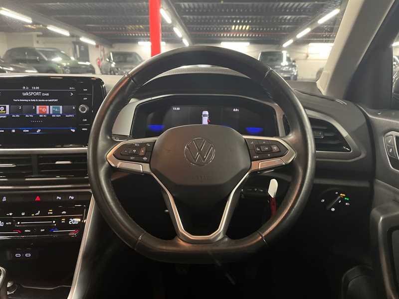 Used Volkswagen T-Roc 2022 for sale - 77911485: Photo 15