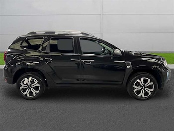 Used Dacia Duster 2023 for sale - 78575892: Photo