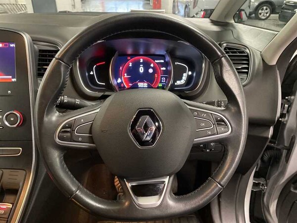 Used Renault Grand Scenic 2018 for sale - 76261973: Photo 15