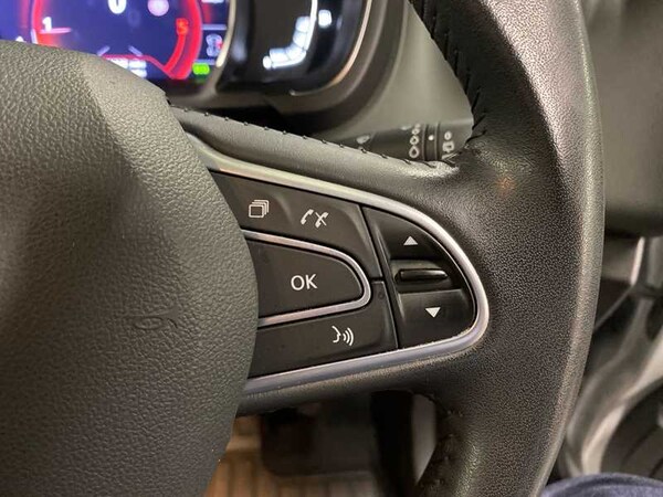 Used Renault Grand Scenic 2018 for sale - 76261973: Photo 16