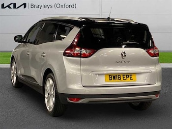 Used Renault Grand Scenic 2018 for sale - 76261973: Photo 2