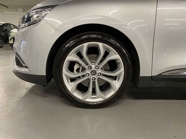Used Renault Grand Scenic 2018 for sale - 76261973: Photo 6