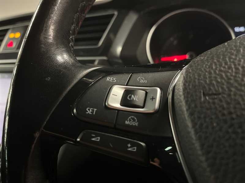 Used Volkswagen Tiguan 2017 for sale - 76731848: Photo 16