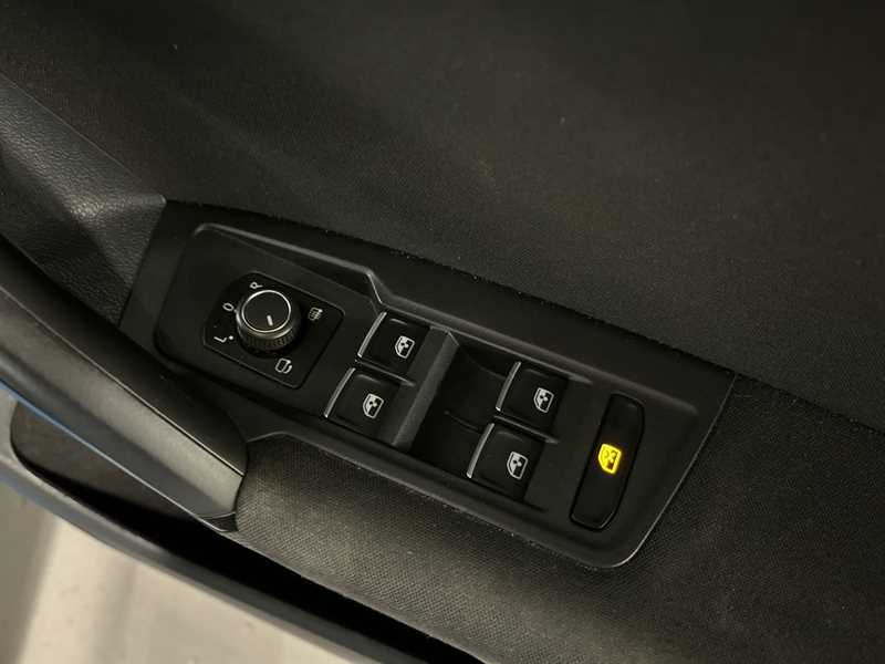 Used Volkswagen Tiguan 2017 for sale - 76731848: Photo 18