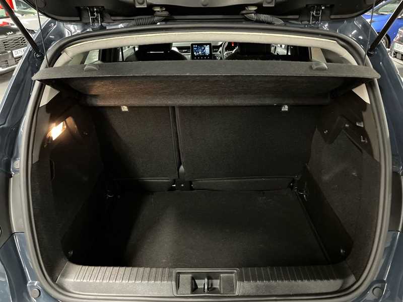 Used Renault Captur 2023 for sale - 76587194: Photo 20