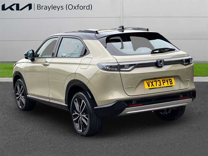 Used Honda HR-V 2023 for sale - 76217484: Photo 2