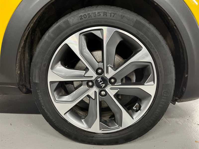 Used Kia Stonic 2021 for sale - 77600683: Photo 6