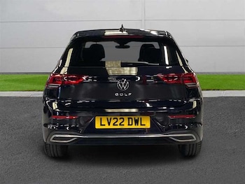 Used Volkswagen Golf 2022 for sale - 79151124: Photo