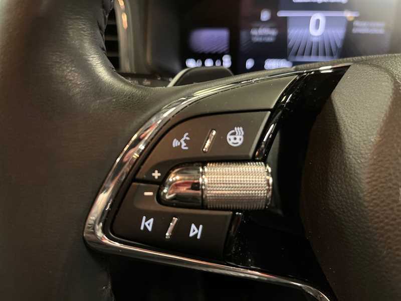 Used Skoda Karoq 2023 for sale - 77560790: Photo 16