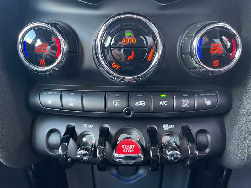 Used MINI Hatch 2019 for sale - 76515127: Photo 12