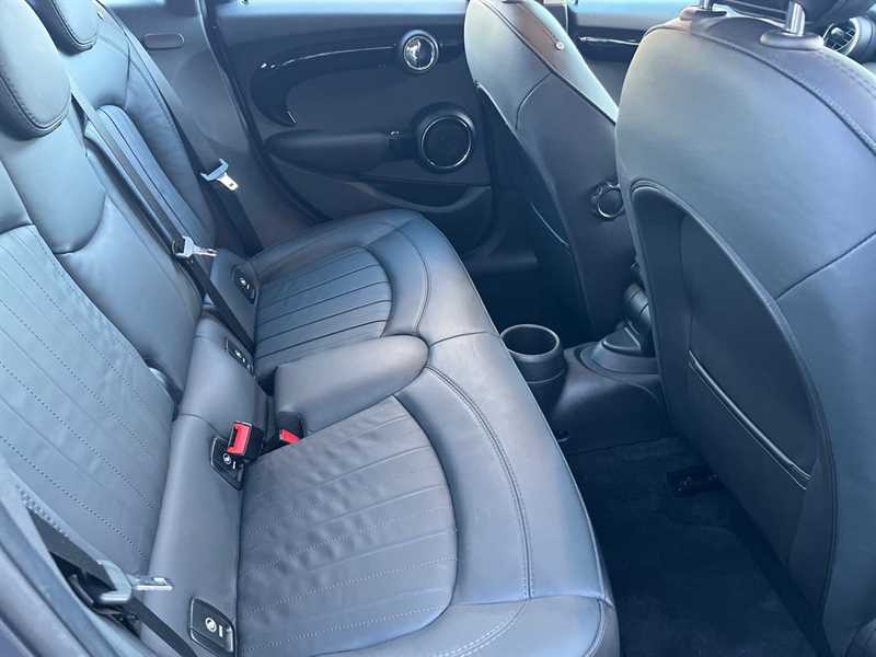 Used MINI Hatch 2019 for sale - 76515127: Photo 19