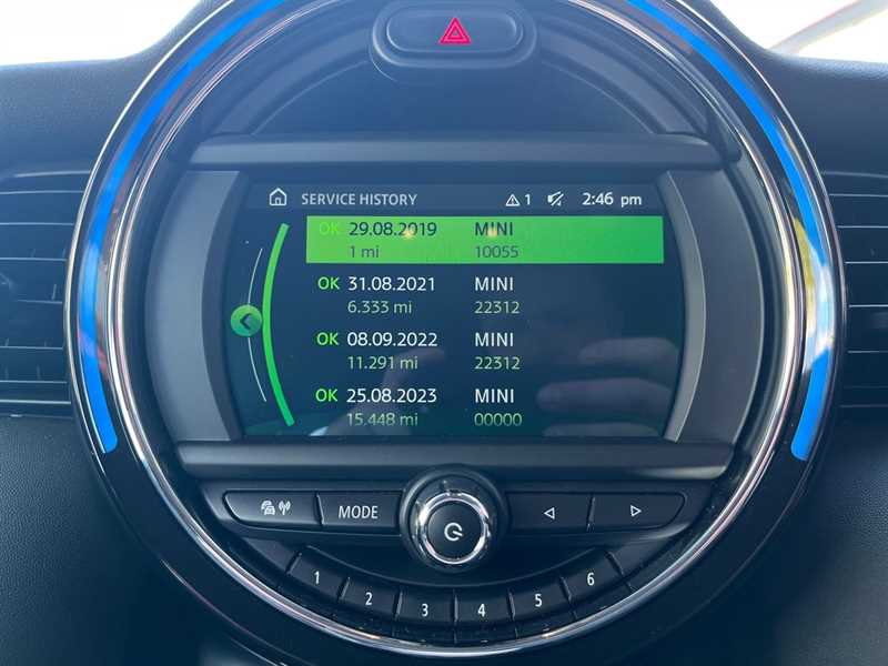 Used MINI Hatch 2019 for sale - 76515127: Photo 21