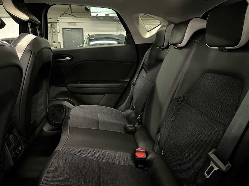 Used Renault Captur 2023 for sale - 77442846: Photo 19