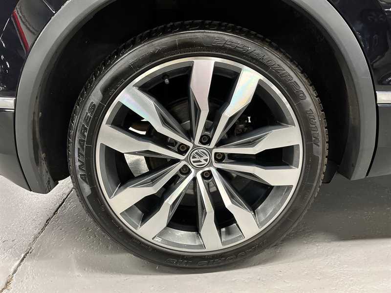 Used Volkswagen Tiguan 2018 for sale - 76096160: Photo 6