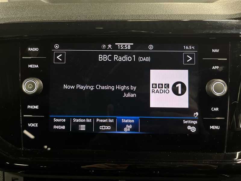 Used Volkswagen T-Cross 2023 for sale - 76272773: Photo 10