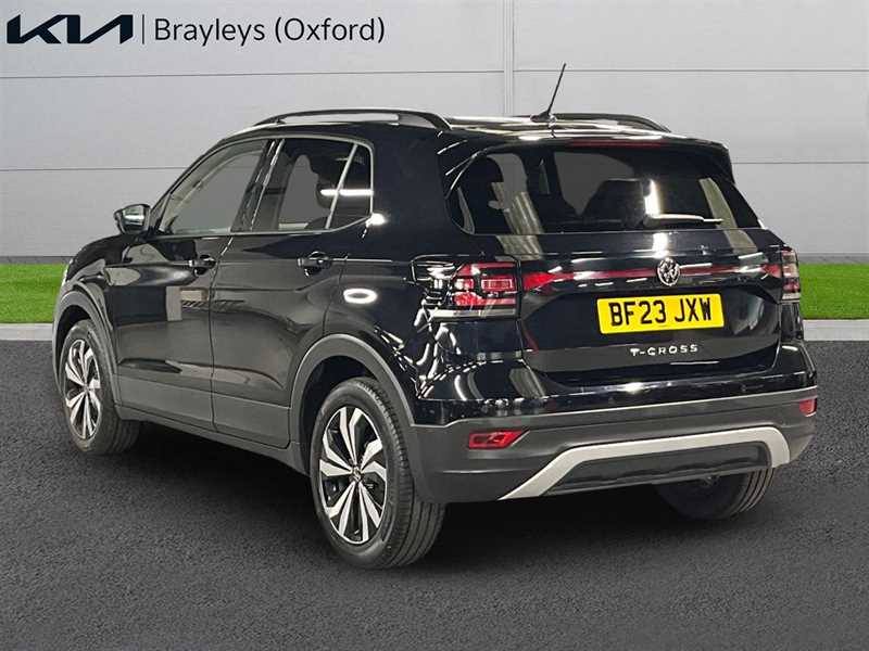 Used Volkswagen T-Cross 2023 for sale - 76272773: Photo 2