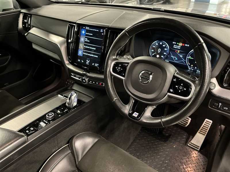 Used Volvo XC60 2018 for sale - 76745555: Photo 17