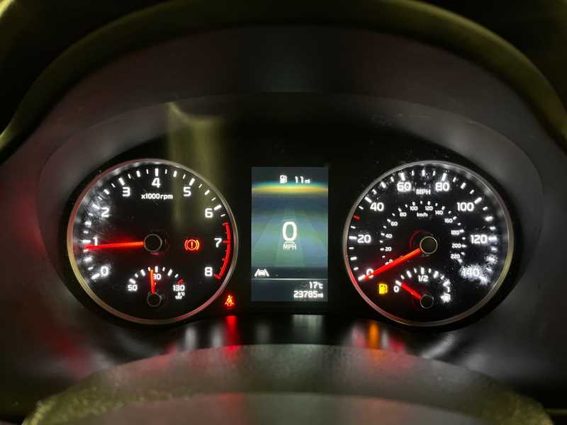 Used Kia Stonic 2022 for sale - 76140584: Photo 14