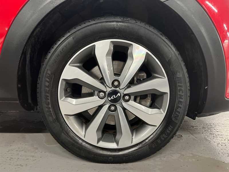 Used Kia Stonic 2022 for sale - 76140584: Photo 6