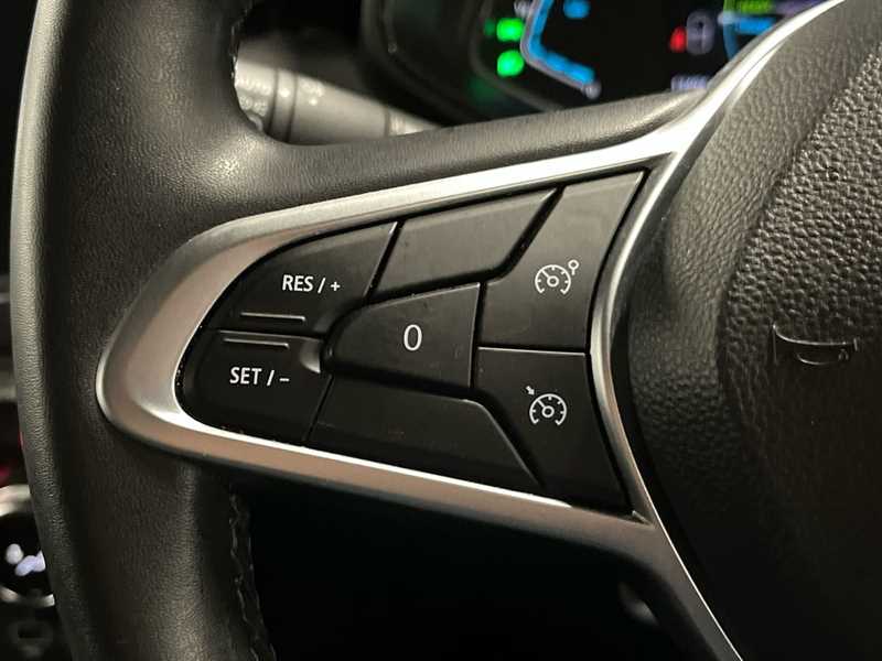 Used Renault Clio 2023 for sale - 77428435: Photo 16