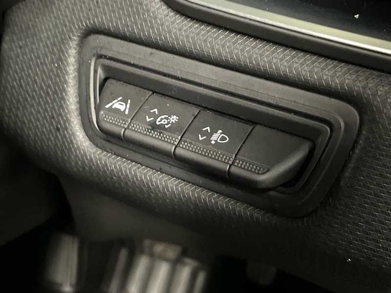 Used Renault Clio 2023 for sale - 77428435: Photo 23