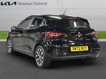 Used Renault Clio 2023 for sale - 77428435: Photo