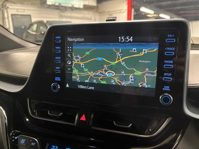 Used Toyota C-HR 2020 for sale - 76155265: Photo 10